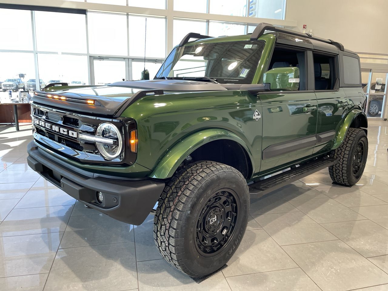 2024 Ford Bronco Outer Banks 314A (SB24002) Main Image