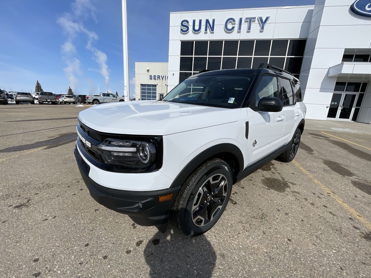 2024 Ford Bronco Sport Outer Banks 300A + TOW PKG & MOONROOF (SB24011) Main Image