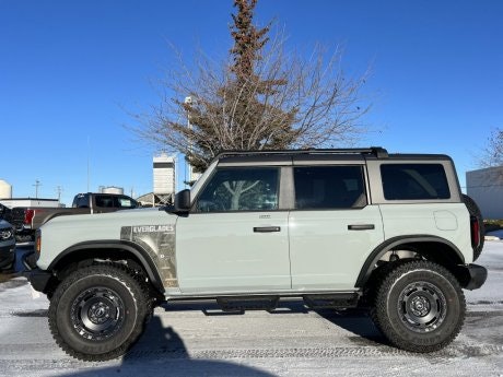 2022 Ford Bronco 2022 Ford Bronco