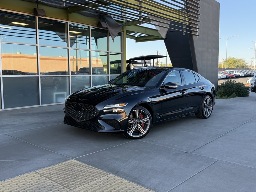 2024 GENESIS G70 Standard's photo