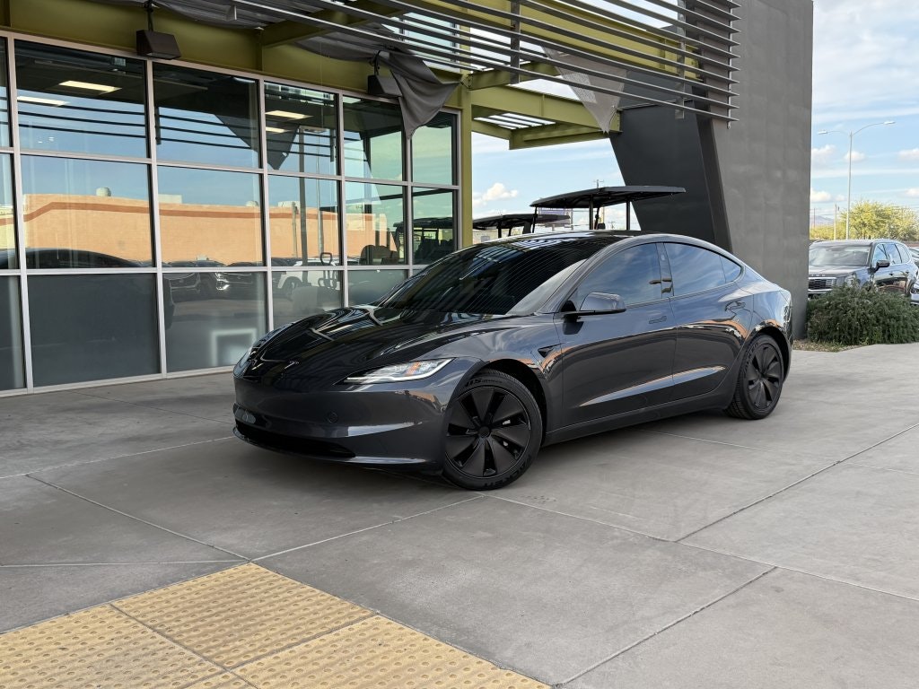 2024 Tesla Model 3 Base's photo