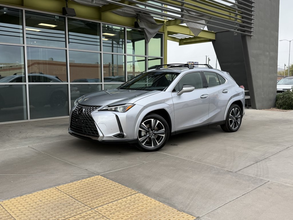 2025 Lexus UX Hybrid