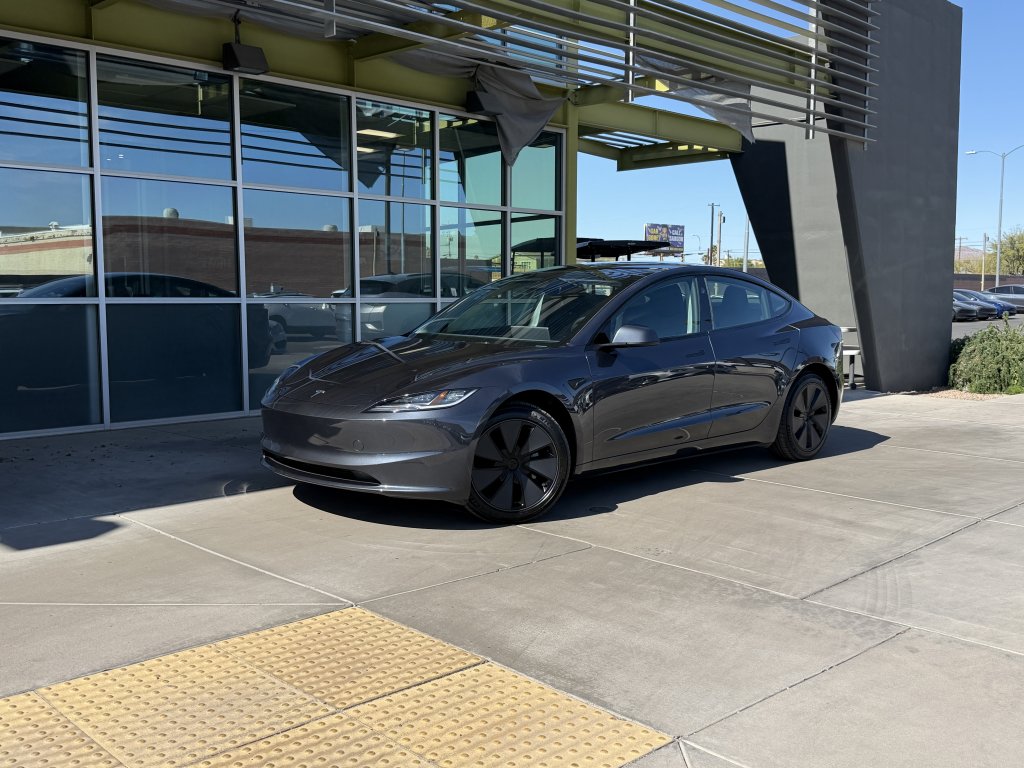 2025 Tesla Model 3