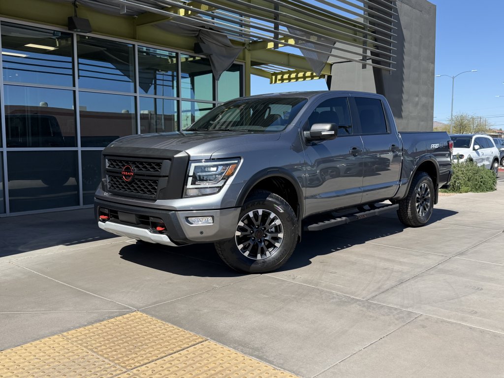 2024 Nissan Titan