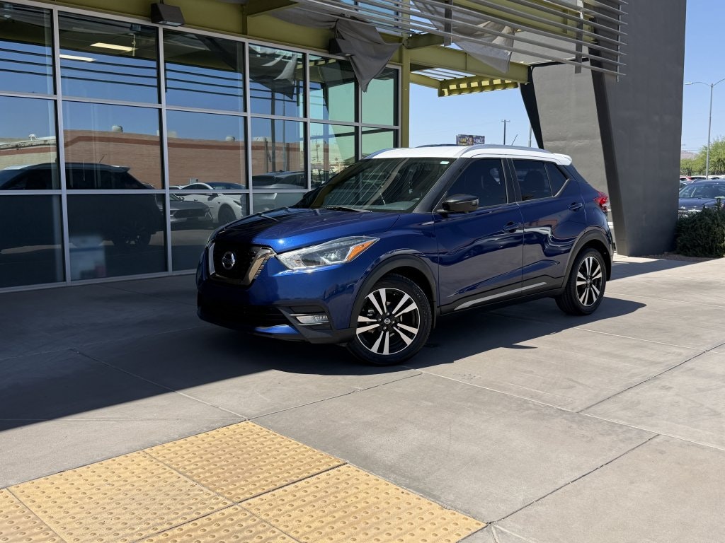 2019 Nissan Kicks SR