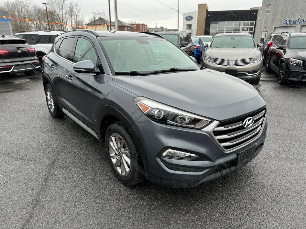 2018 Hyundai Tucson Luxury (24237A) Main Image