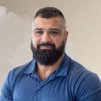 Behzad Radbooei - Service Advisor