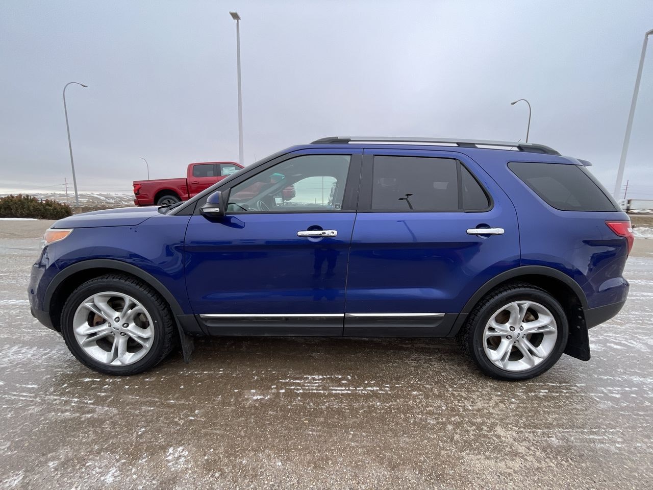 2013 Ford Explorer 4WD Limited HEATED STEERING WHEEL ANDTOW PACKAGE (T122163B) Main Image