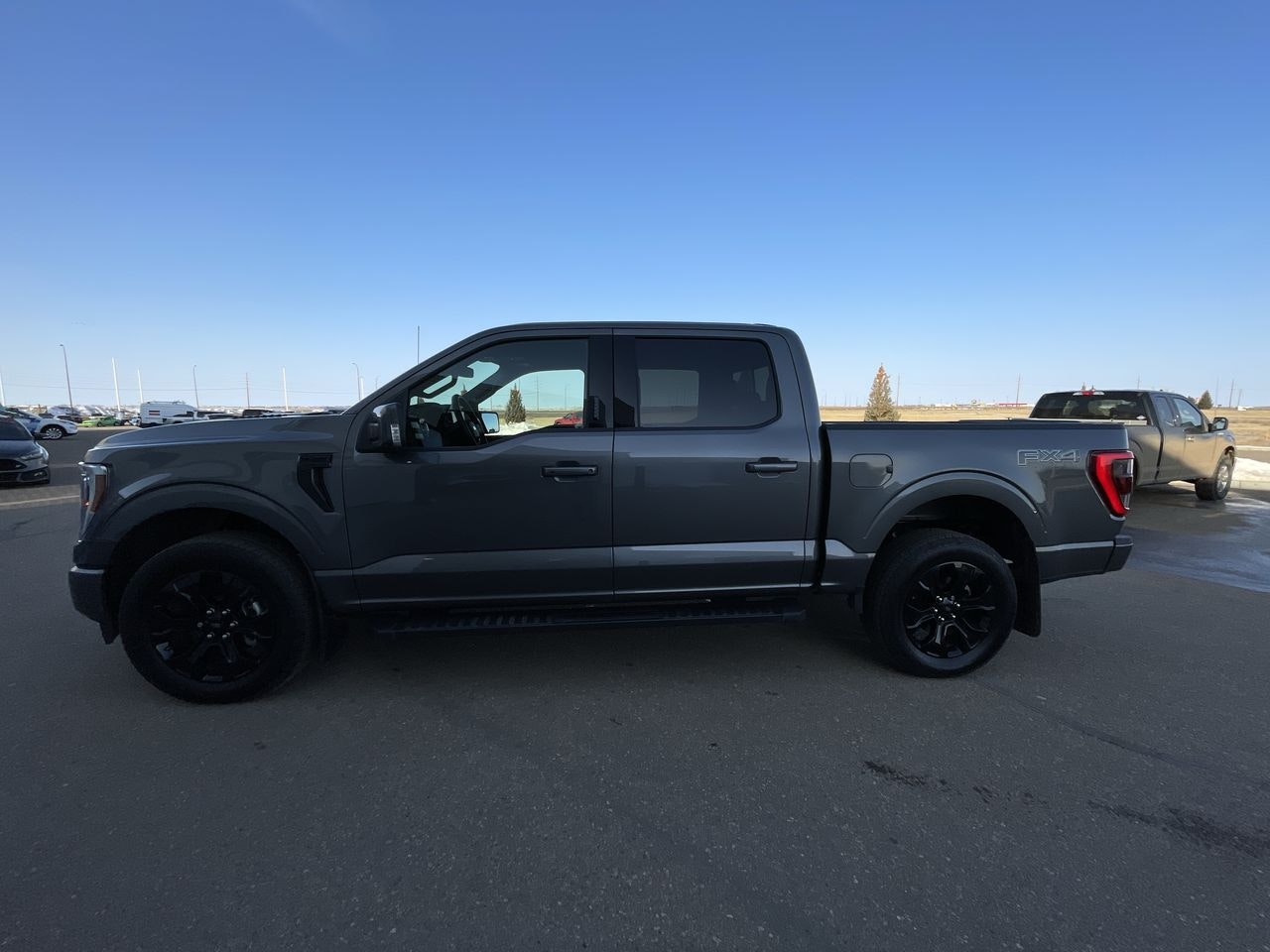 2022 Ford F-150 Crew Cab 4x4 Lariat Sport FX4 Black Package 502A MOON ROOF (T123028A) Main Image