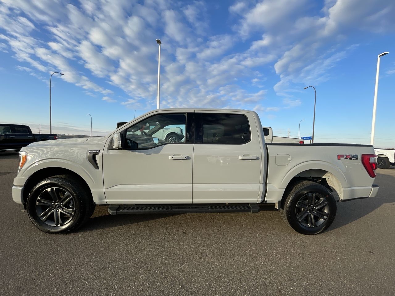 2023 Ford F-150 Lariat (T123097A) Main Image