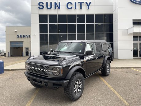 2024 Ford Bronco Badlands 4DR 334A LUX + TOW PACKAGE