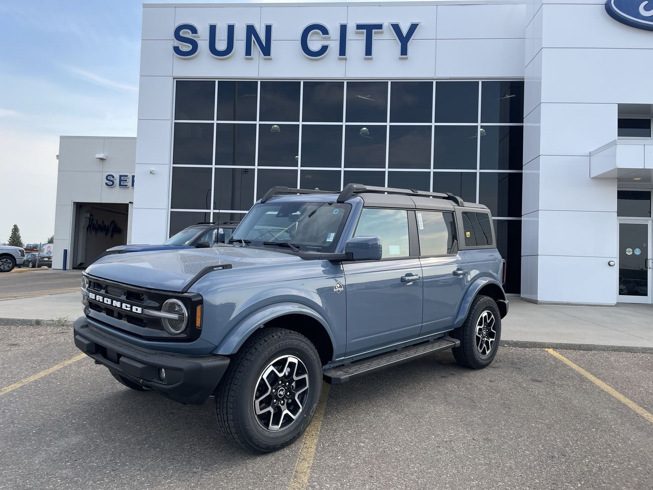 2024 Ford Bronco Outer Banks 312A (SB24037) Main Image