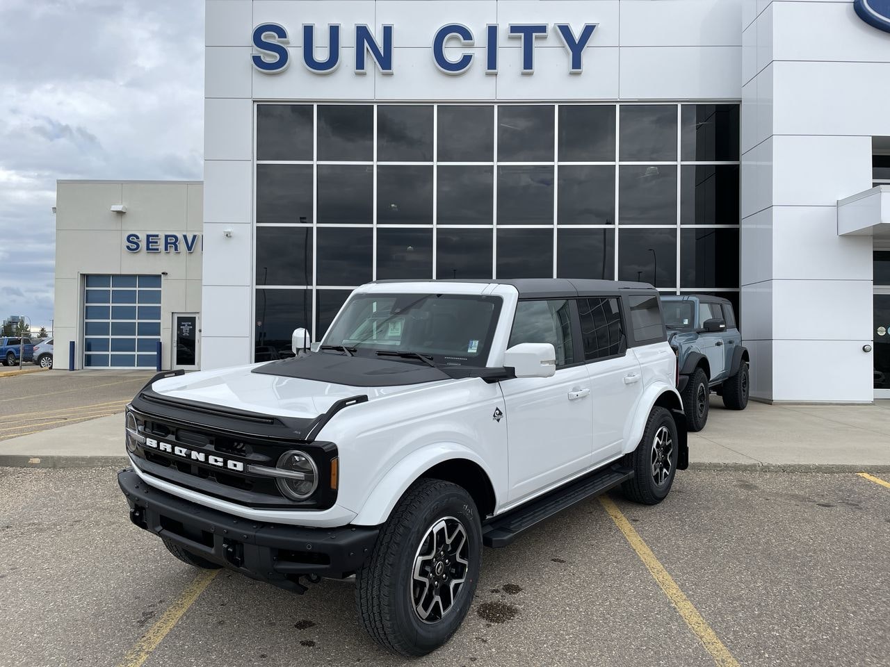 2024 Ford Bronco Outer Banks (SB24027) Main Image