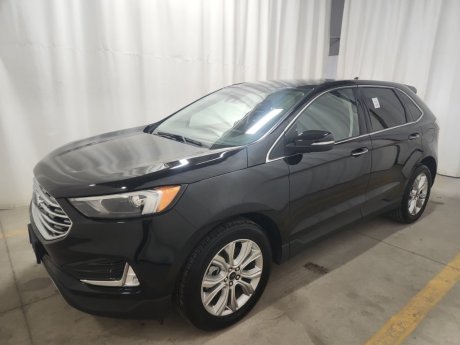 2023 Ford Edge Titanium AWD + MOONROOF AND TOW PACKAGE