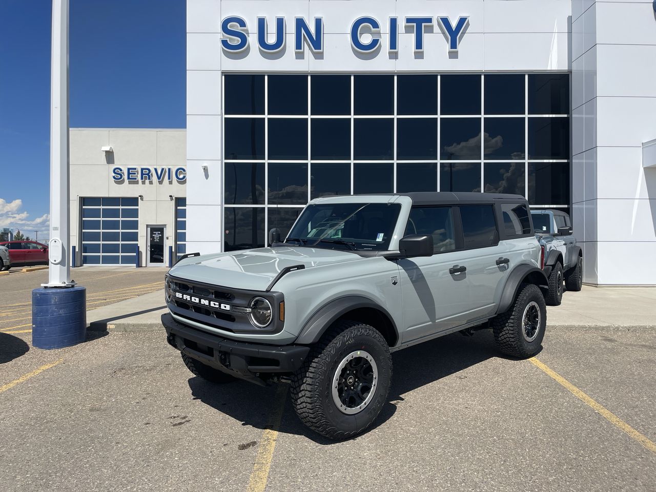2024 Ford Bronco Big Bend 222A (SB24030) Main Image