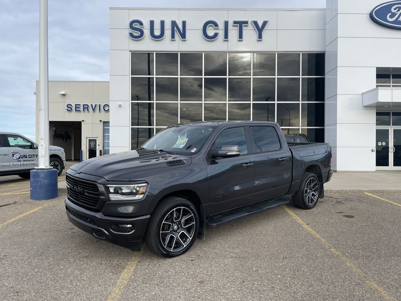 2021 Ram 1500 Sport Crew Cab 4X4 (T124029A) Main Image