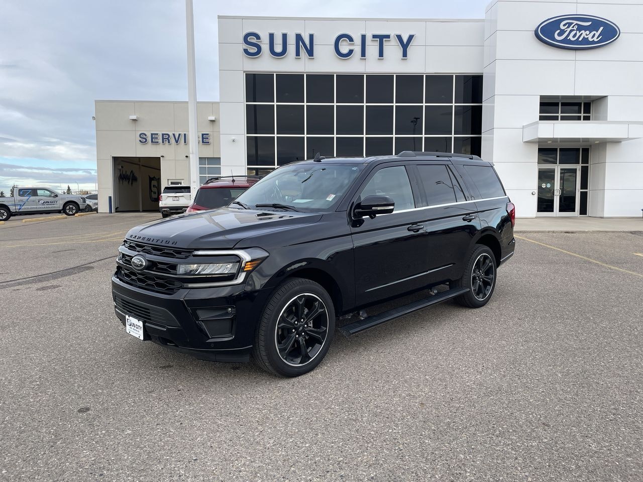 2023 Ford Expedition Limited Stealth 303A (U4624) Main Image