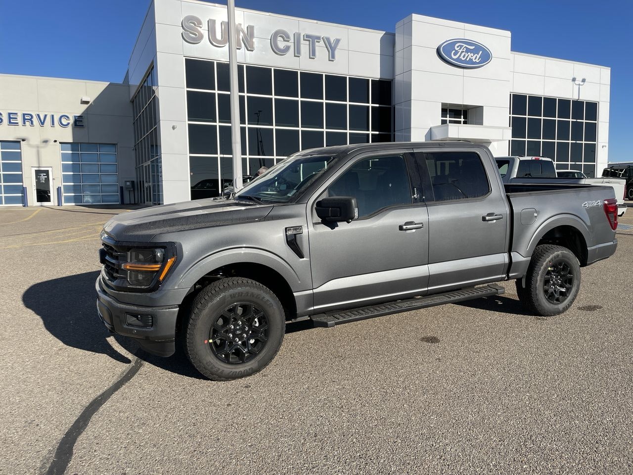 2024 Ford F-150 XLT 302A (T124144) Main Image