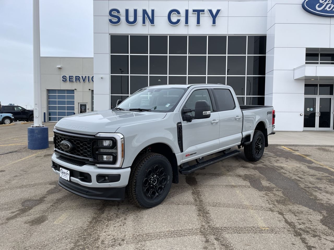 2025 Ford Super Duty F-350 SRW Lariat FX4 618A (TS25004) Main Image