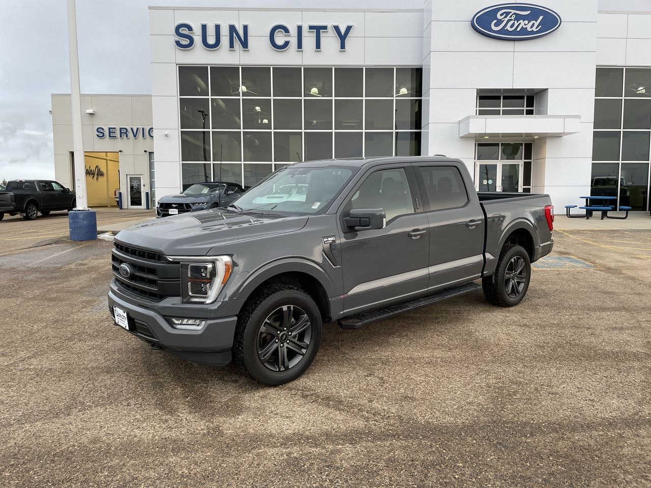 2021 Ford F-150 Lariat Sport 502A (U4665) Main Image