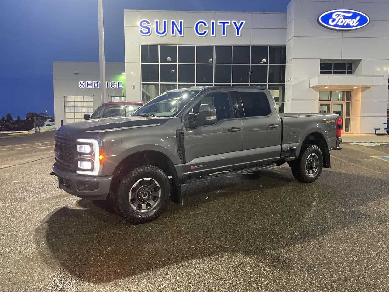 2023 Ford Super Duty F-350 SRW Lariat Sport 618A (T124128A) Main Image