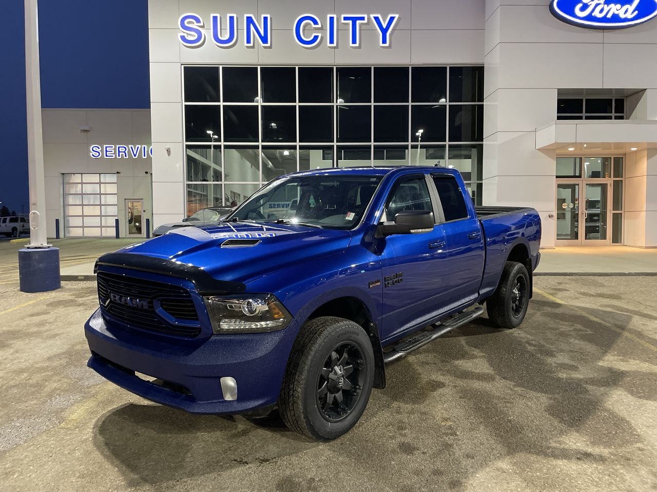 2018 Ram 1500 Sport (T124172A) Main Image