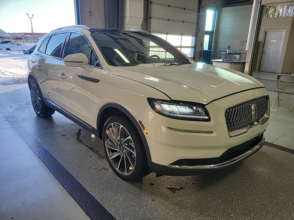 2022 Lincoln Nautilus Reserve AWD 201A (U4700) Main Image