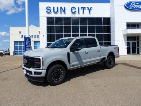 2025 Ford Super Duty F-350 SRW Platinum FX4 713A