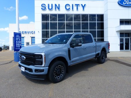 2025 Ford Super Duty F-350 SRW Platinum FX4 713A