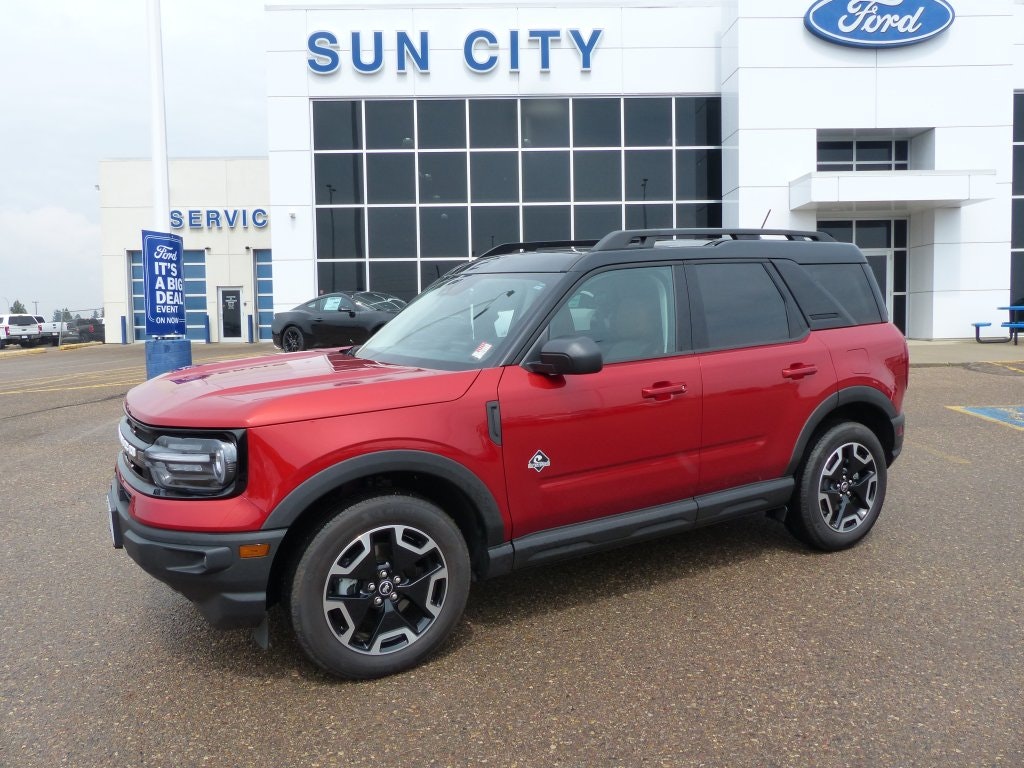 2024 Ford Bronco Sport Outer Banks 300A (U4752) Main Image