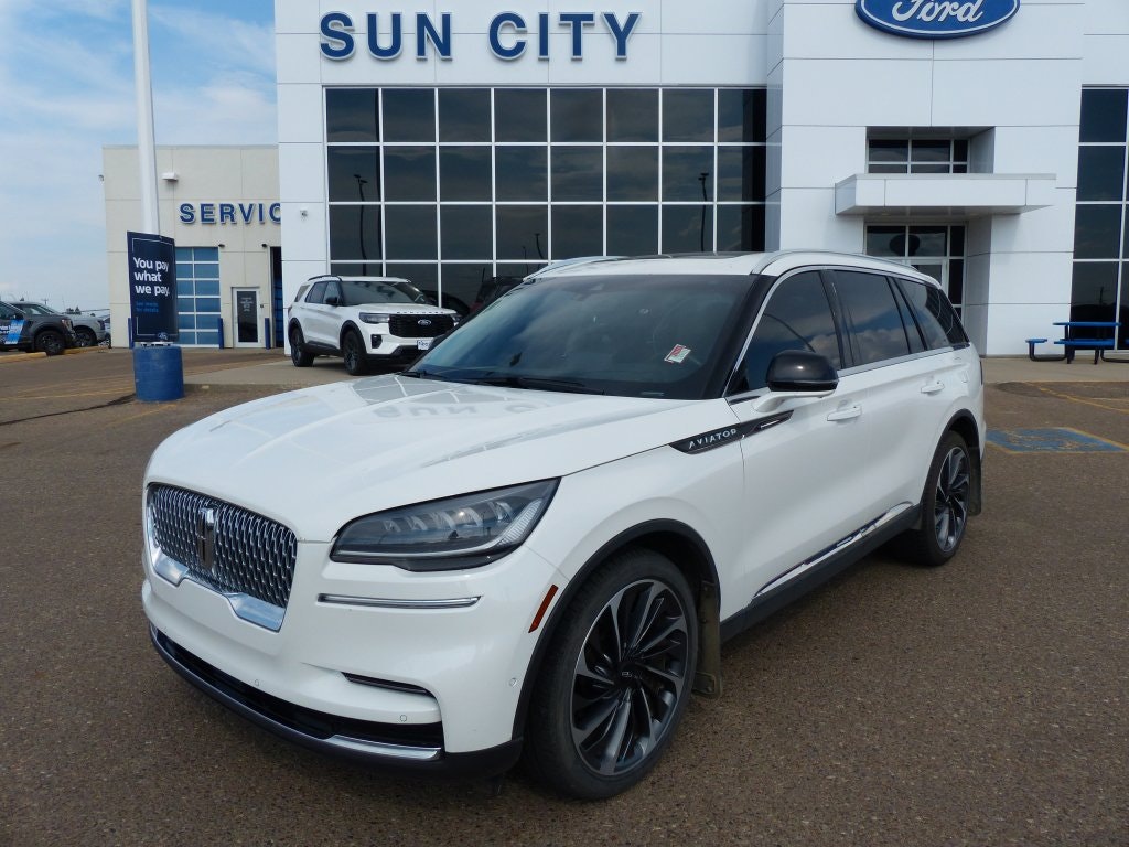 2022 Lincoln Aviator Reserve AWD 201A (U4763A) Main Image