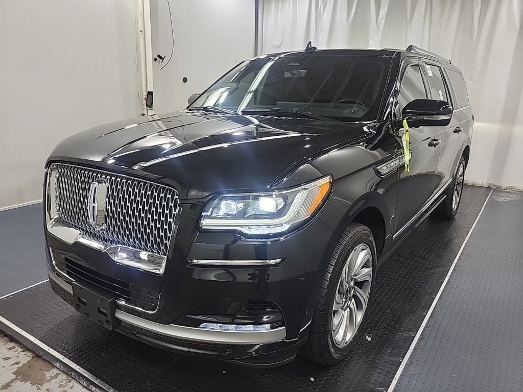 2024 Lincoln Navigator L Reserve AWD 201A (U4789) Main Image
