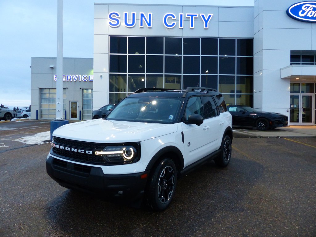 2025 Ford Bronco Sport Outer Banks 300A (SB25054) Main Image