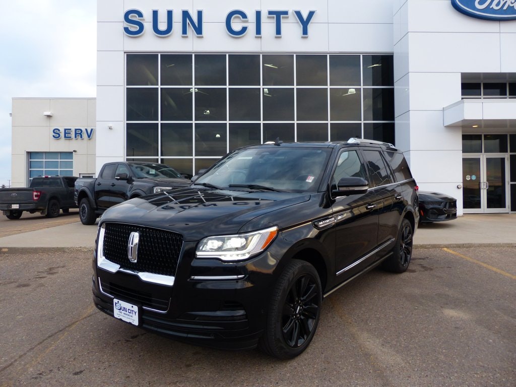 2022 Lincoln Navigator Reserve Luxury 201A (U4794) Main Image