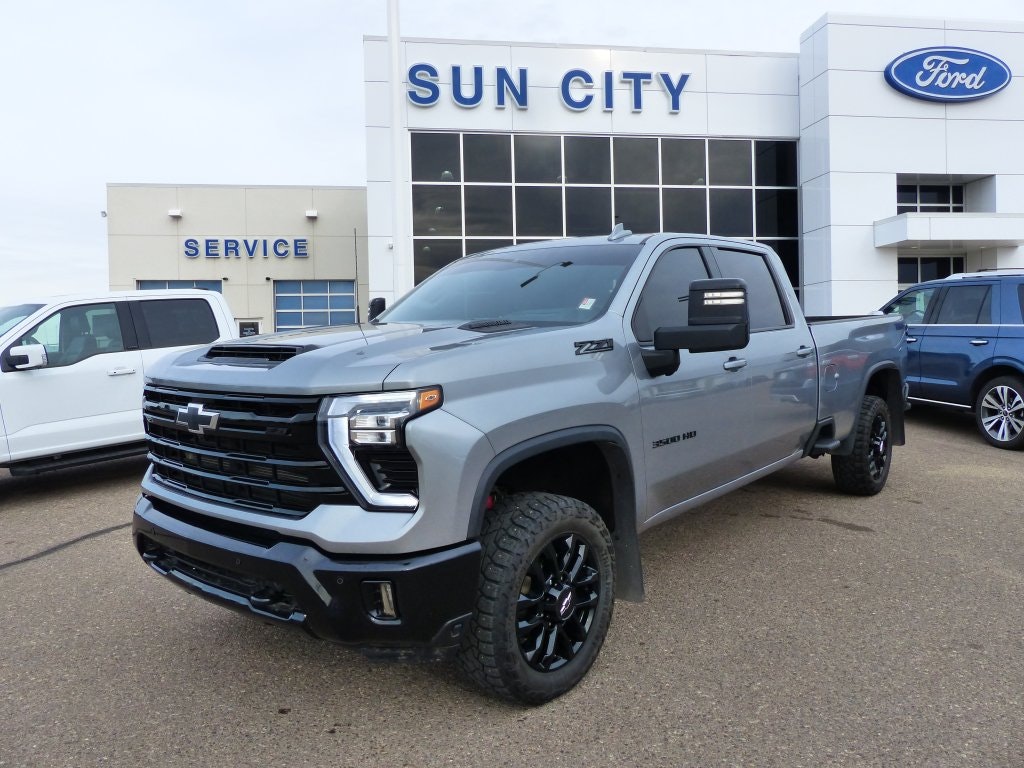 2025 Chevrolet Silverado 3500HD LTZ 1LZ (TS26018A) Main Image