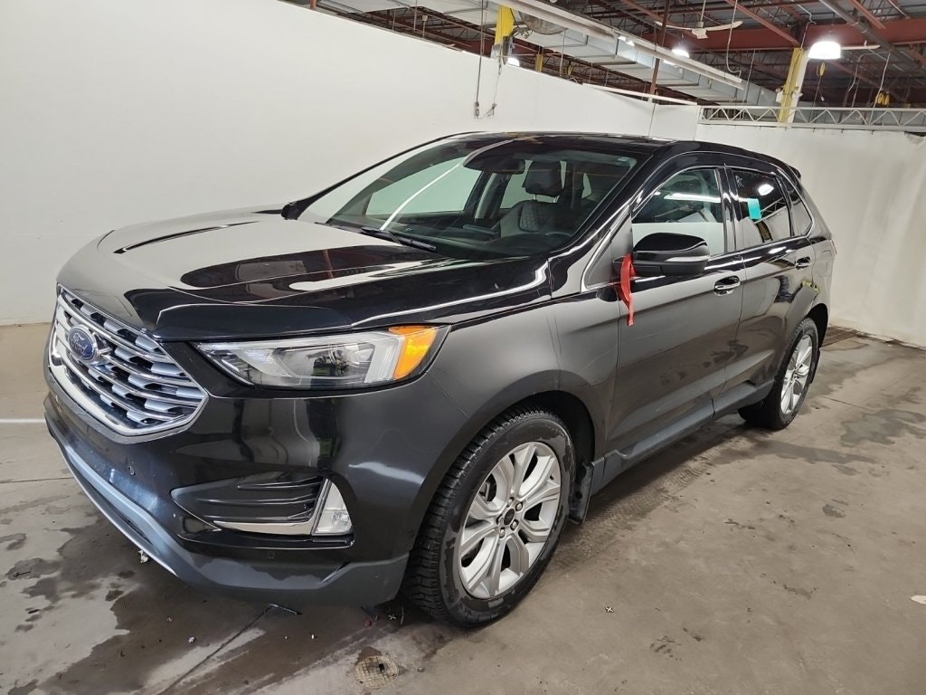 2023 Ford Edge Titanium AWD 300A (U4834) Main Image
