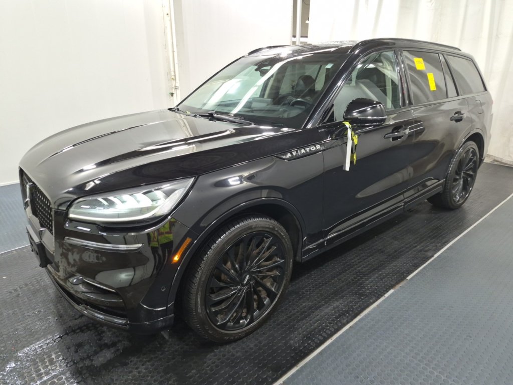 2022 Lincoln Aviator Reserve AWD (U4998) Main Image