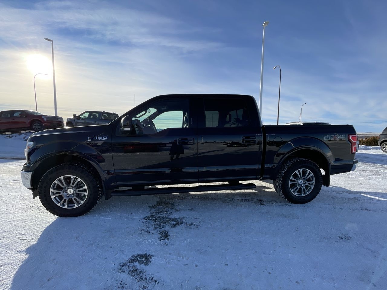 2018 Ford F-150 Crew Cab 4x4 Lariat HEATED/COOLED LEATHER SEATS REMOTE START (U4367) Main Image