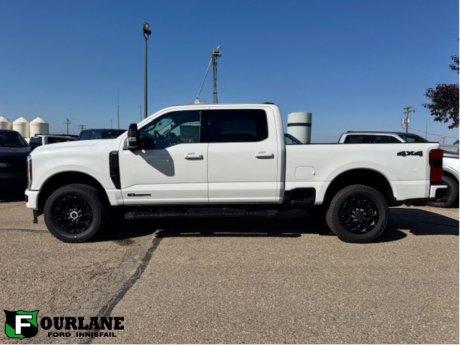 2026 Ford Super Duty F-350 SRW Lariat Black Appearance Package 