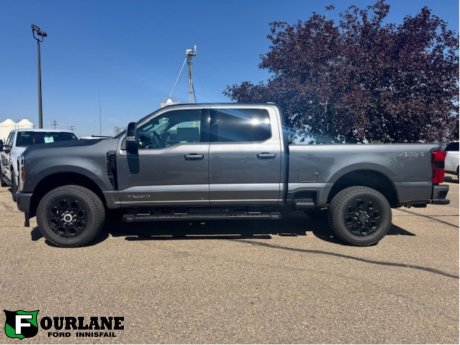 2026 Ford Super Duty F-350 SRW Lariat Black Appearance Package 