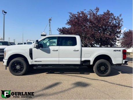 2026 Ford Super Duty F-350 SRW Lariat Black Appearance Package 