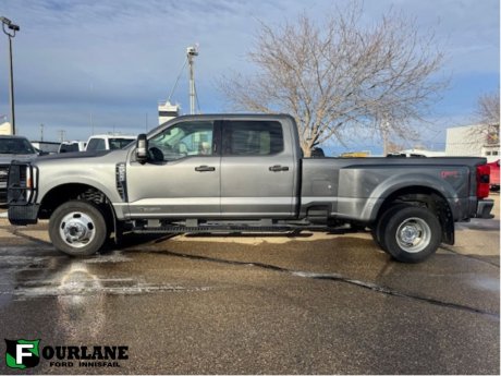 2023 Ford Super Duty F-350 DRW XLT 