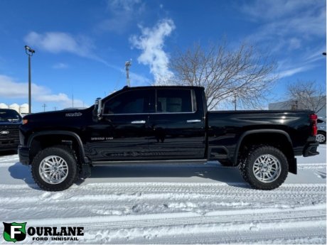 2021 Chevrolet Silverado 2500HD High Country Deluxe W/Lift Kit 