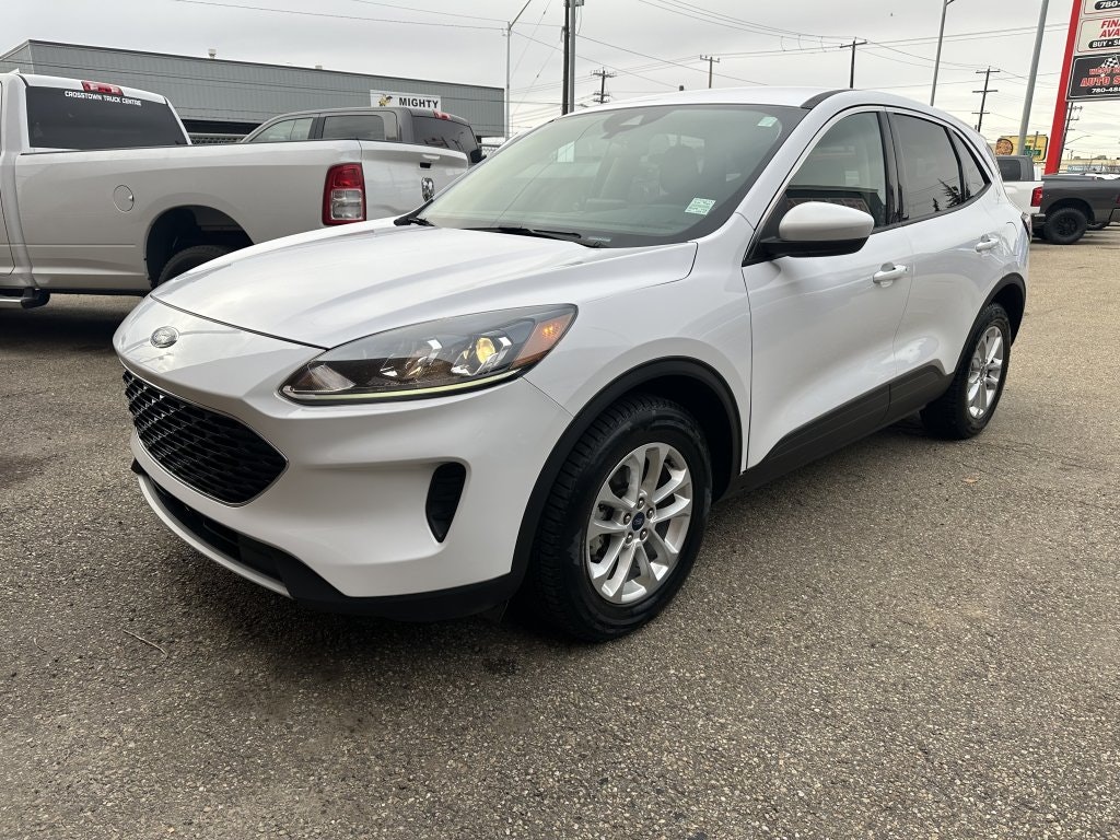 2020 Ford Escape SE (11237) Main Image