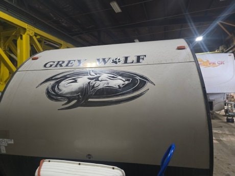 2019 FOREST RIVER GREY WOLF LIMITED