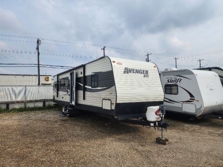 2017 FOREST RIVER AVENGER 27RKS