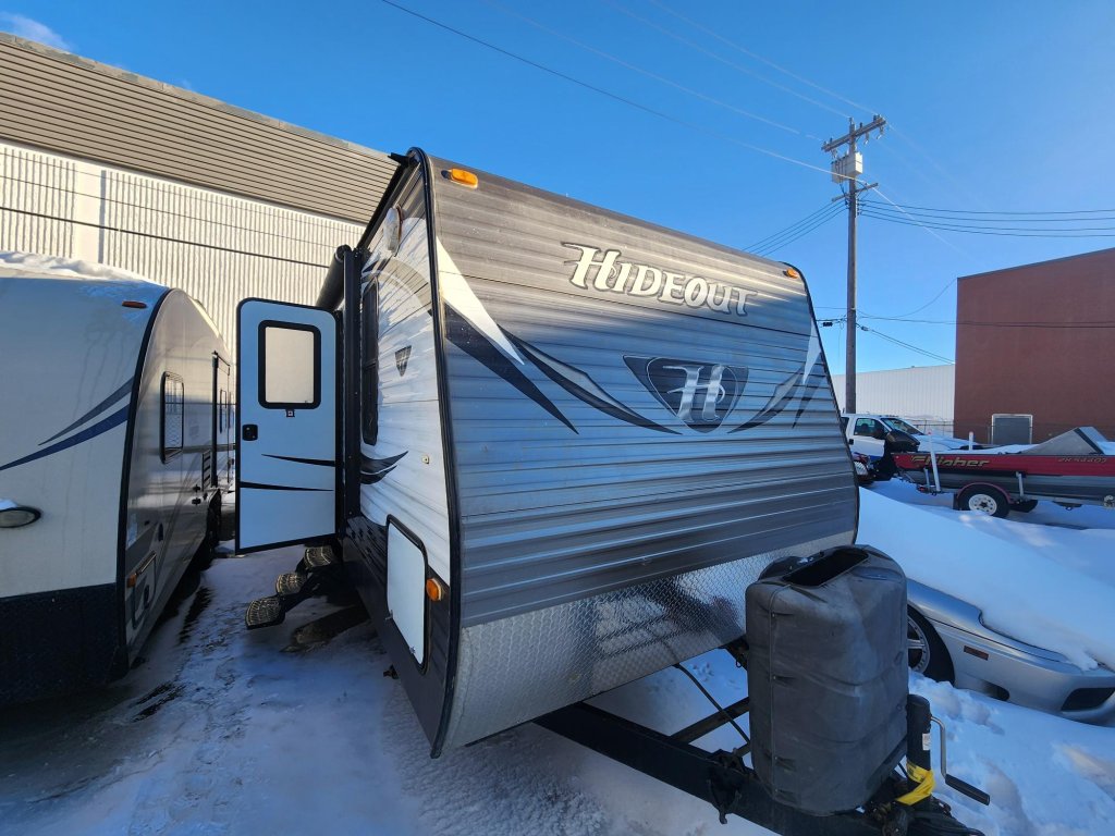 2015 Keystone Hideout 27DBS (11213) Main Image