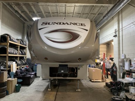 2014 Heartland SUNDANCE 3000CK