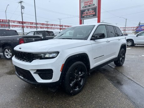 2023 Jeep Grand Cherokee Altitude
