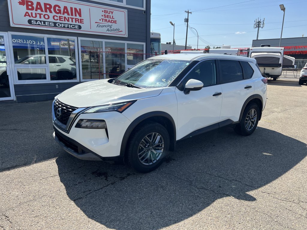 2022 Nissan Rogue S (11814) Main Image